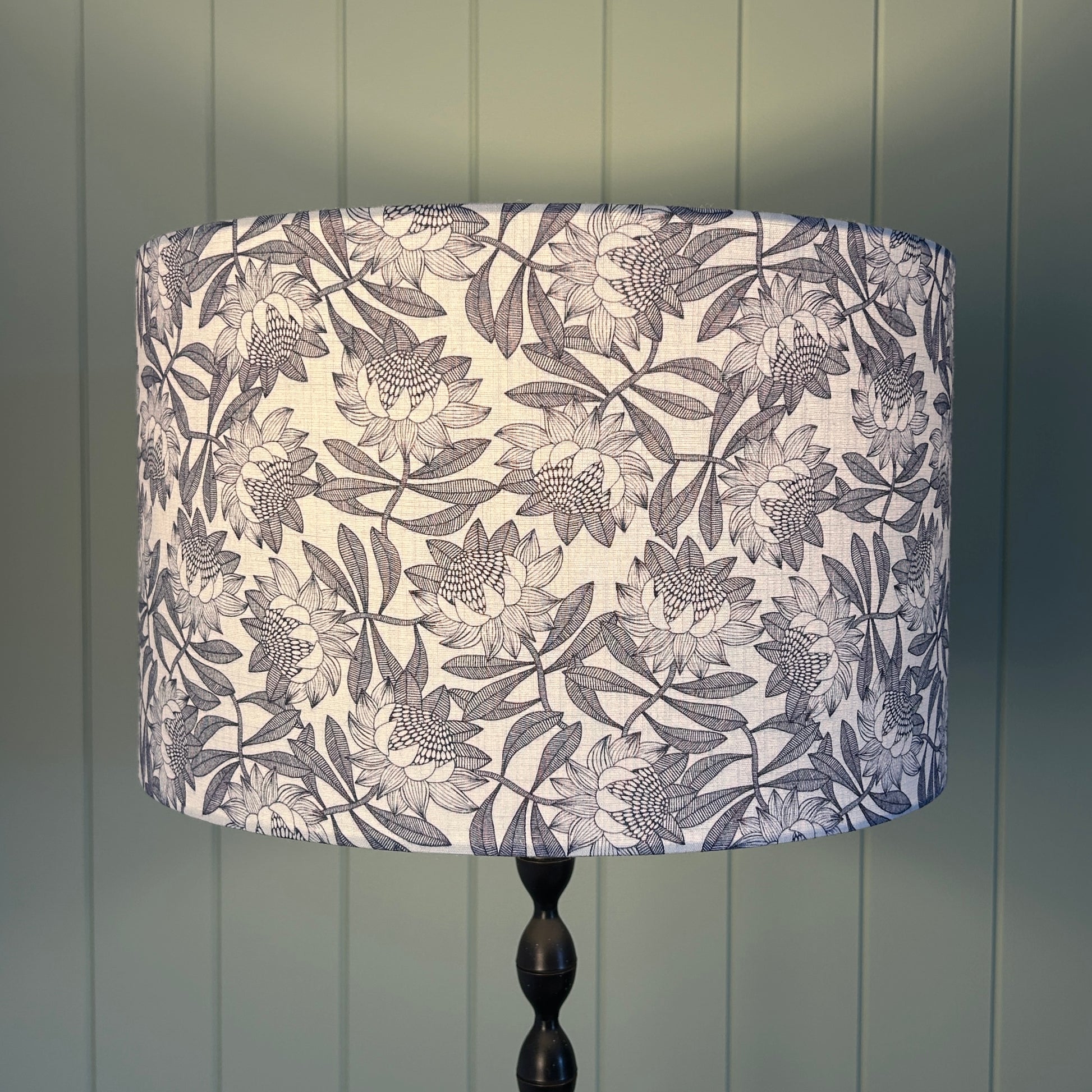 Hamptons Botanical Protea Lampshade Navy White